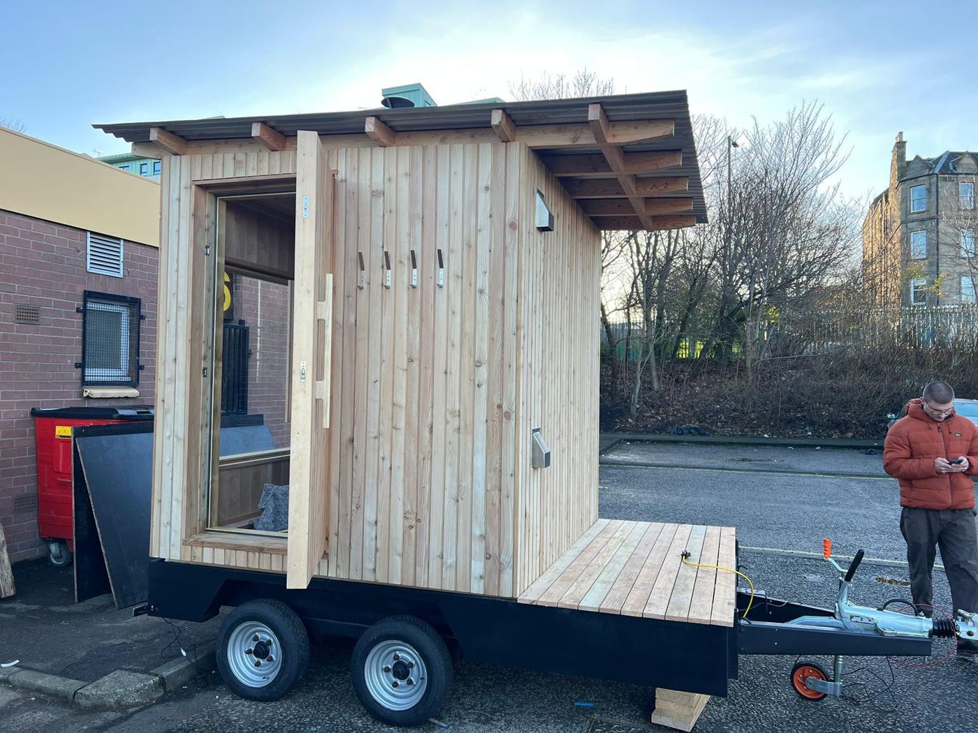 Sauna sitting on the modified trailer