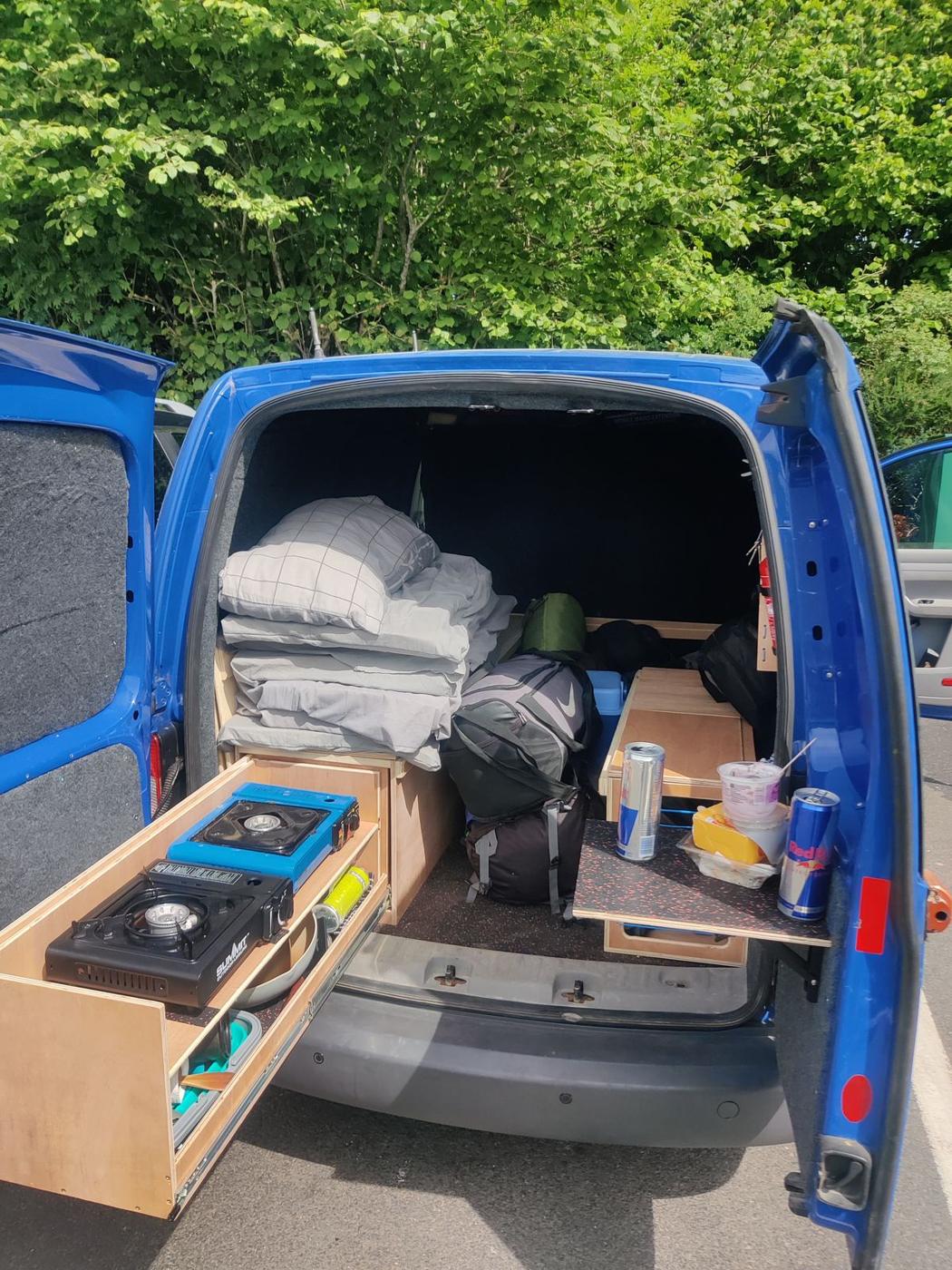 VW Caddy micro camper